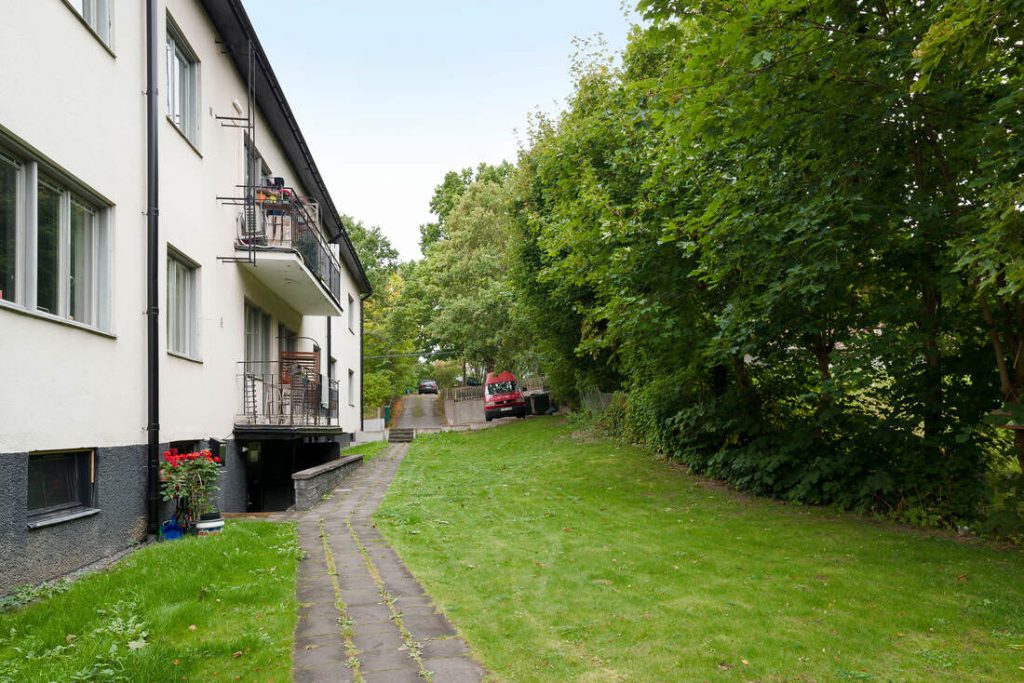 15. Byte av Ytterpanel Radhus Sollentuna Haggvik
