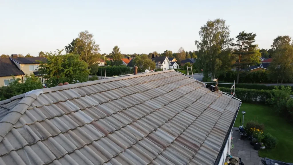 tv tt och m lning av betongtak i n sbypark t by